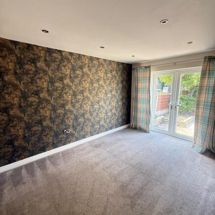 2 bed Bungalow to rent Image 7