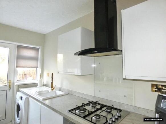 9, Glenbervie Drive, Kilwinning, North Ayrshire photo 4