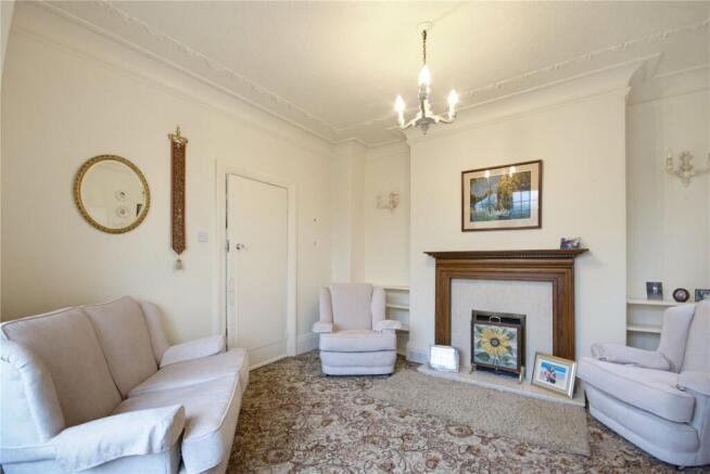 4 bed Detached for sale Image 9