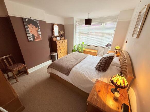 3 bed Semi-Detached for sale Image 7