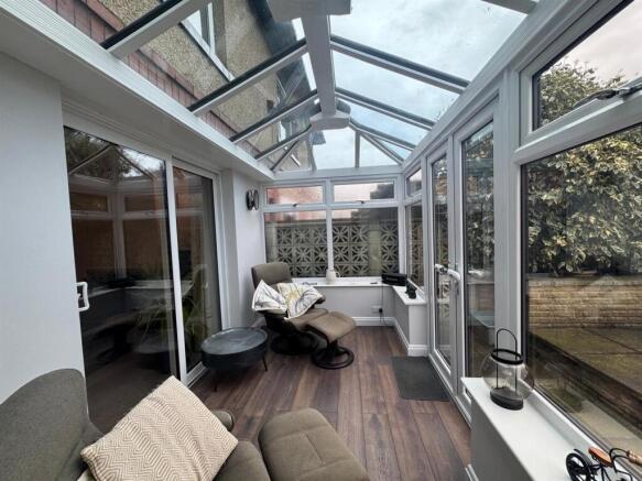 3 bed House for sale Image 8