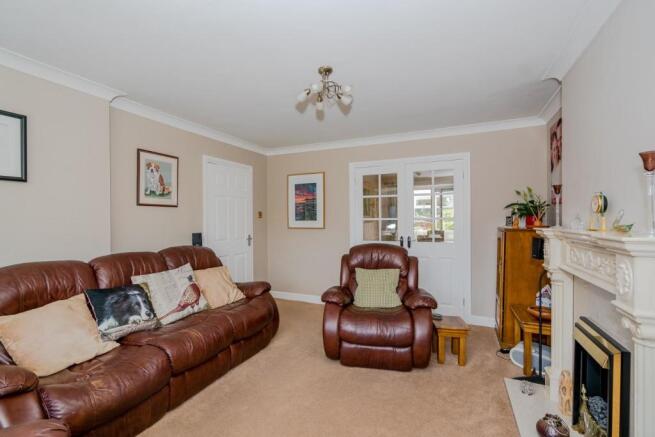1, Salisbury Close, Lichfield, Staffordshire, WS13