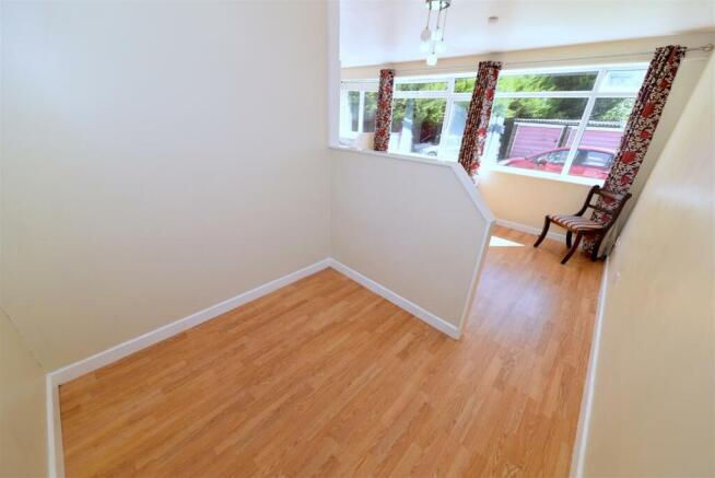 harborne-court-bedroom-01.JPG