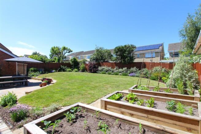 Garden 3.jpg