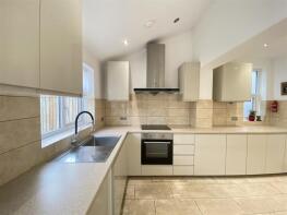 86, Deans Lane, Mill Hill, Edgware HA8 9NP