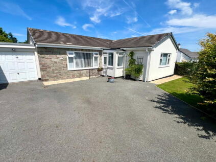 Gloucester Avenue, Carlyon Bay, St Austell, PL25