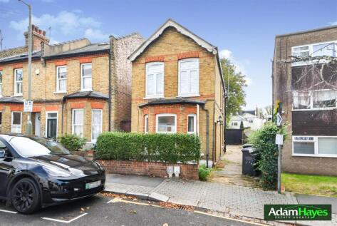 Hutton Grove, North Finchley, N12