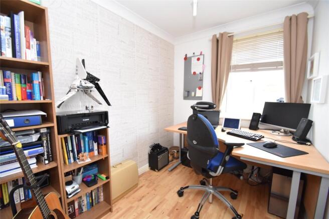 Bedroom 4 / Office