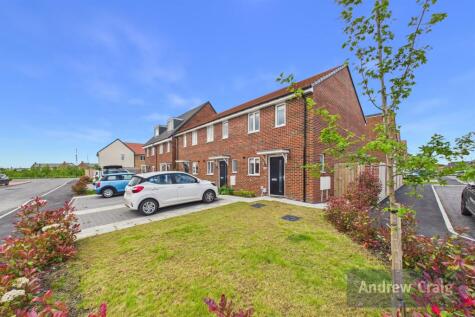Poppy Place, Great Park