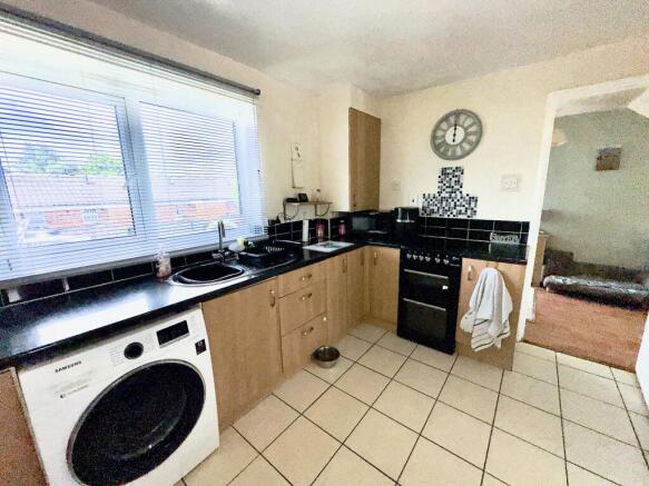 2 bed Terraced for sale Image 7