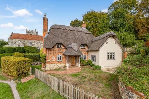 Stapleford, Salisbury, SP3