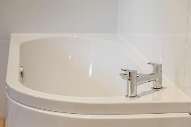8340636-interior21.jpg