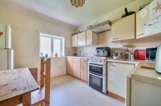 1395766-8-695e3ee...