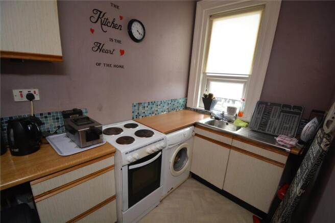 1 bed Apartment to rent Image 2