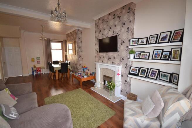 Living/Dining Room