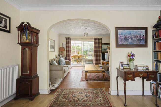3 bed Semi-Detached for sale Image 6