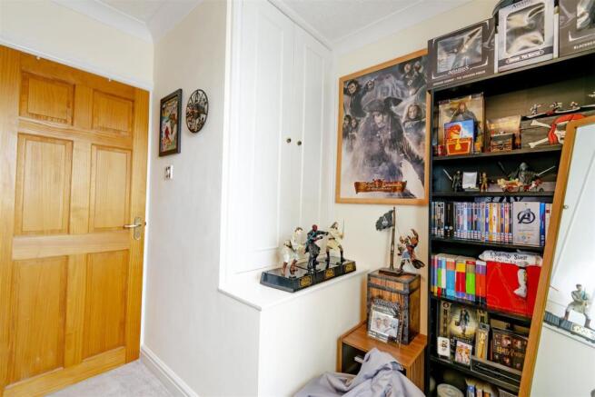[] - 27 Mount Crescent_0242-HDR copy.jpg
