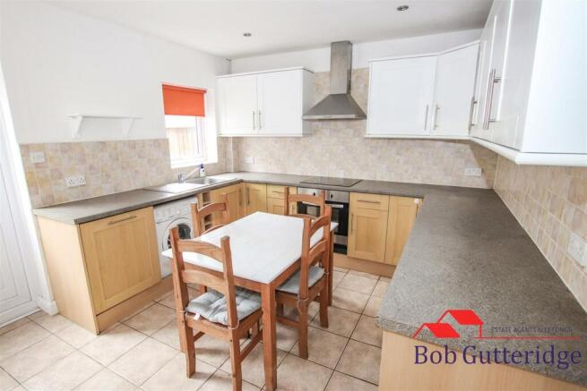 FITTED KITCHEN/DINER