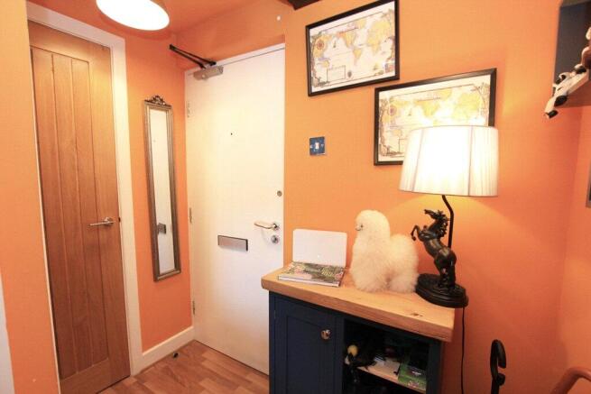 2 bed Apartment for sale Image 11