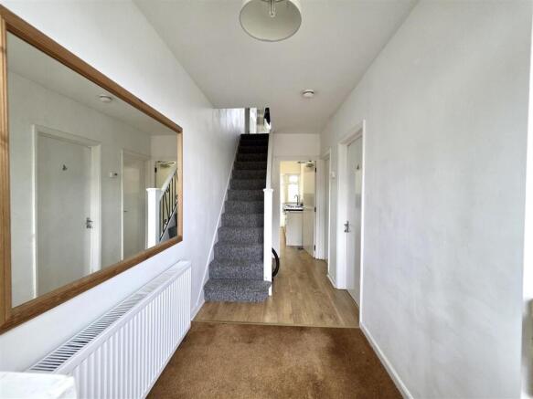 Hallway.jpg