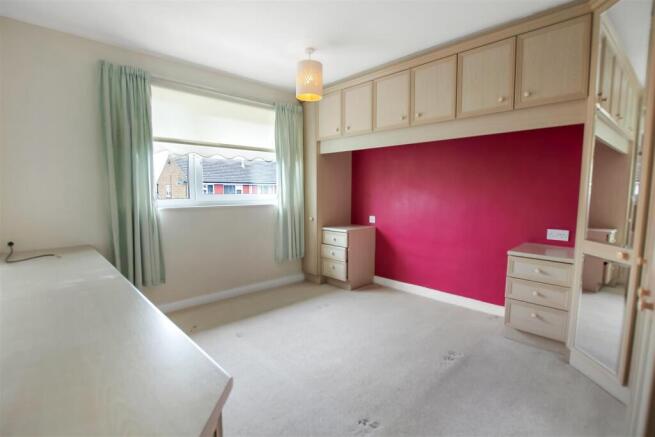 3 bed Semi-Detached for sale Image 6