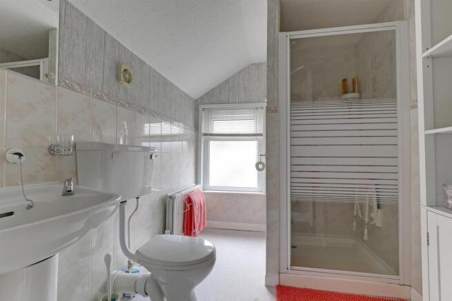 Shower Room.jpg