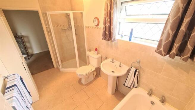 Main Bathroom
