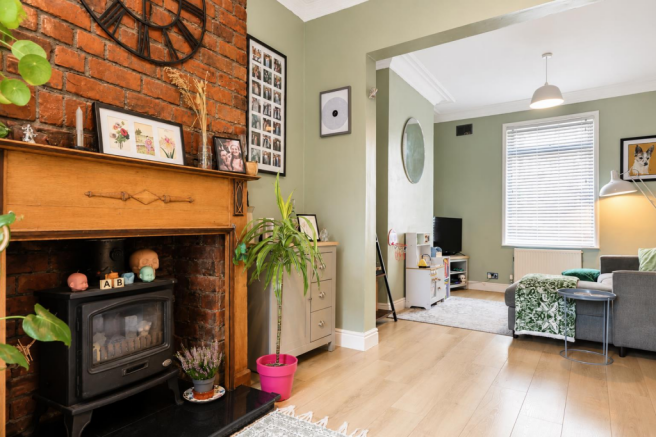 3 bed Terraced for sale Image 8