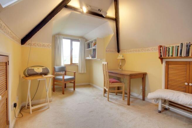 Bedroom 2 (Double)