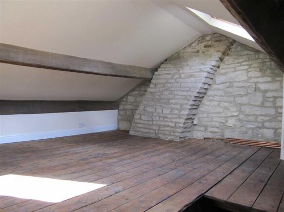 ATTIC ROOM