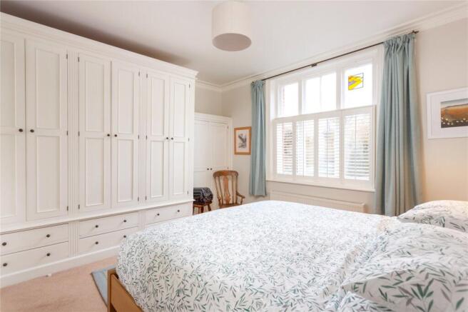2 bed Apartment for sale Image 8