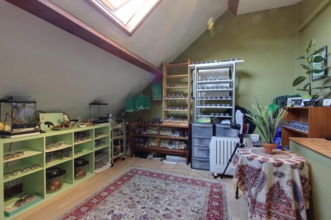 Bedroom 3 (Double)