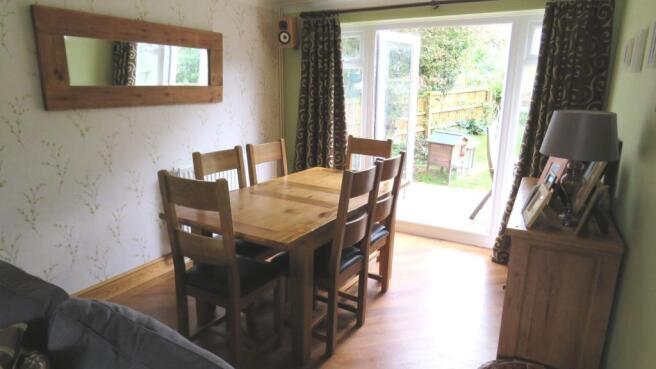 Pound Road 22 dining