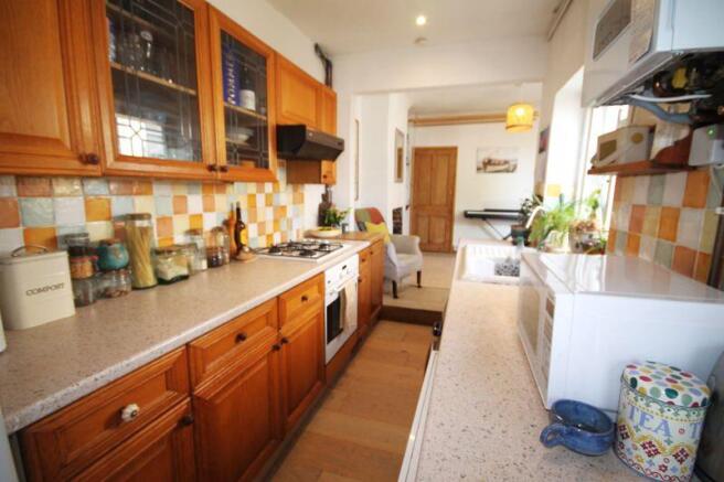 Photo 10