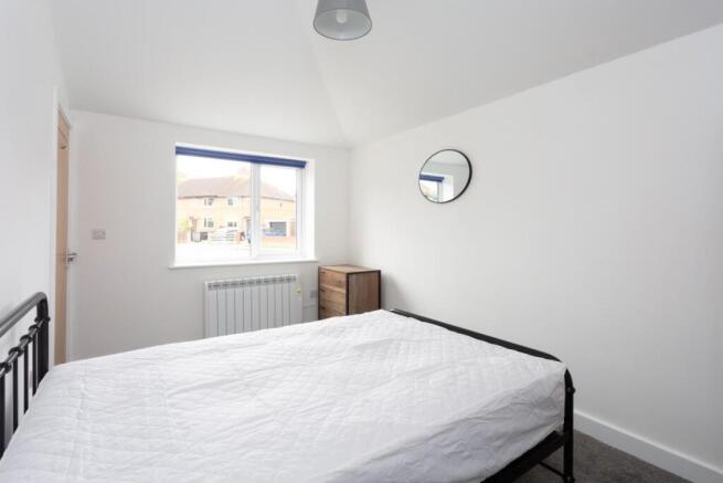 1 bed House Share to rent Image 12