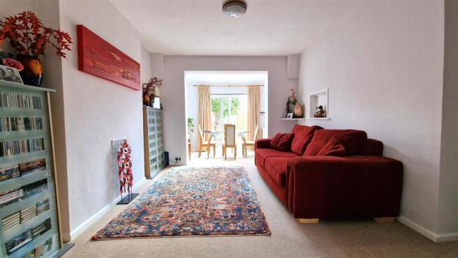 SITTING ROOM