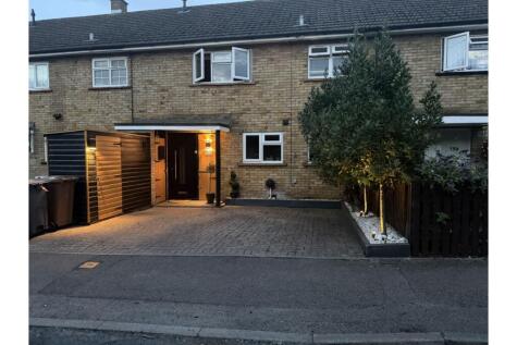 Pankhurst Crescent, Stevenage, SG2