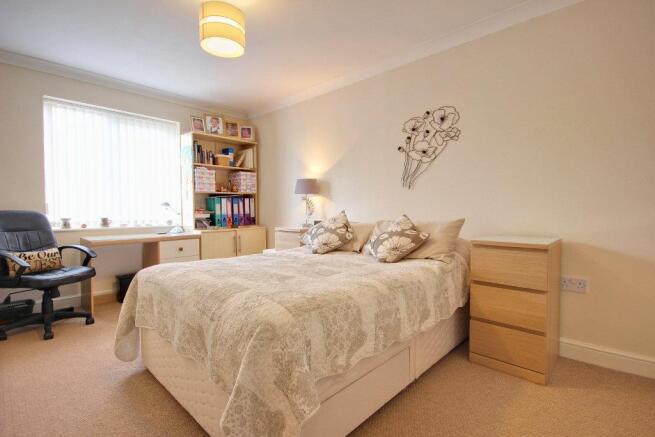 3 bed Detached Bungalow for sale Image 7