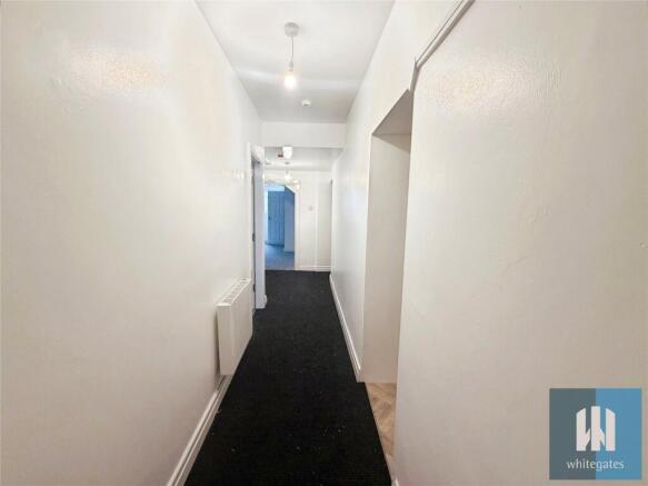 1 bed Apartment to rent Image 12
