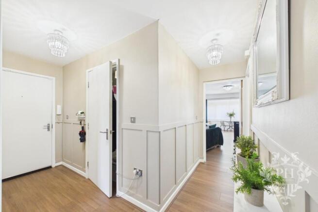 2 bed Apartment for sale Image 12