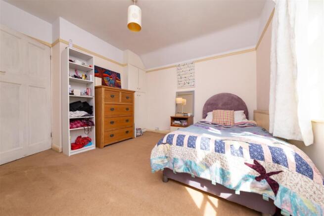 14 Rowan Cres (2 of 25).jpg