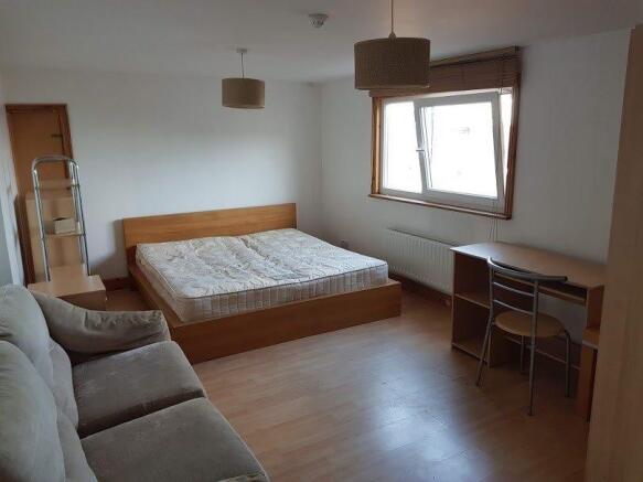 bedroom5ensuite