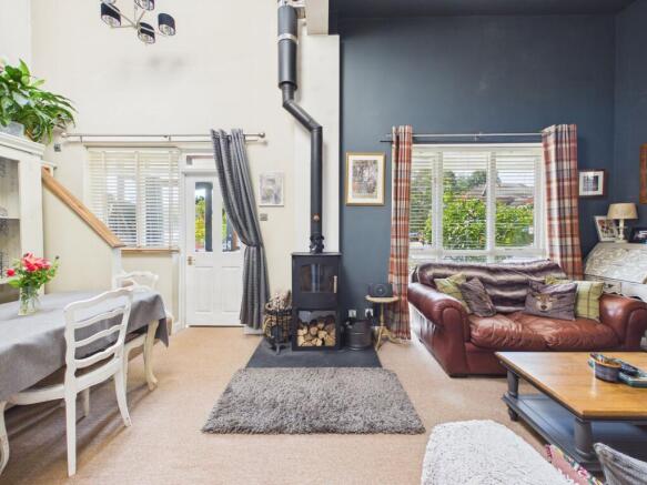 3 bed Terraced for sale Image 9