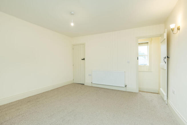 2 bed Terraced to rent Image 11