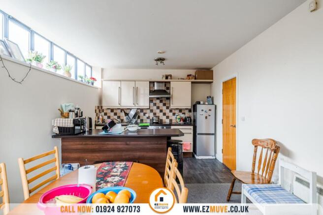 2 bed Apartment for sale Image 12
