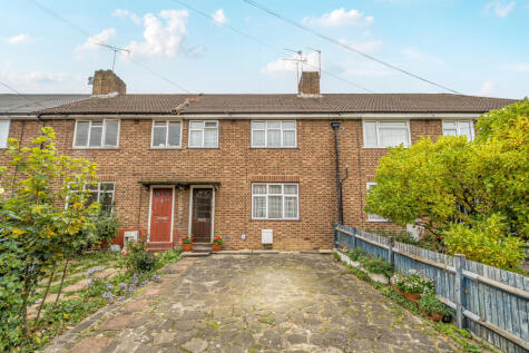 Moat Farm Road, Northolt