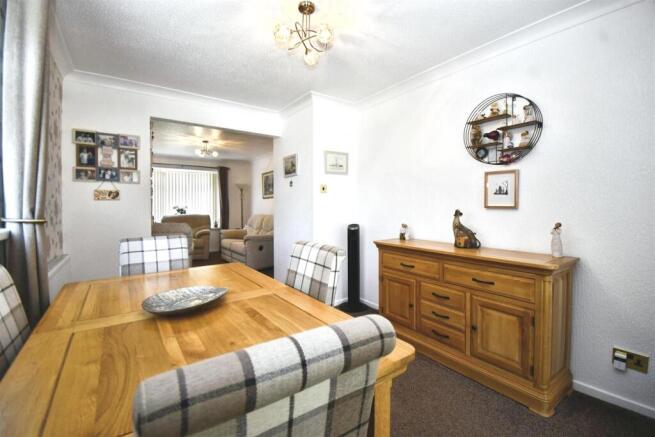 3 bed Detached for sale Image 7