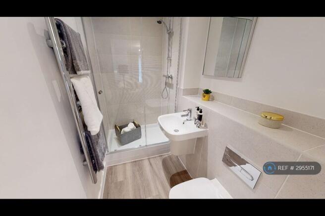 Master Ensuite