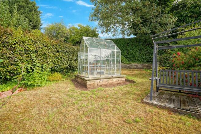 3 bed Semi-Detached for sale Image 11