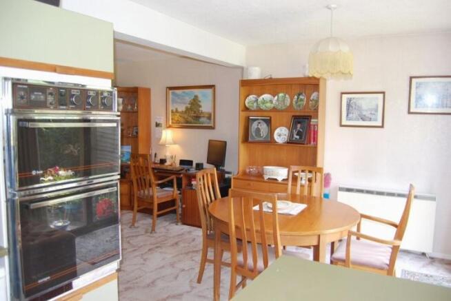 Extended Dining Area Image 2